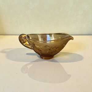 Tiara Gravy Boat Amber, Sandwich Pattern 6.5 inch long 4inch wide 3 inch deep